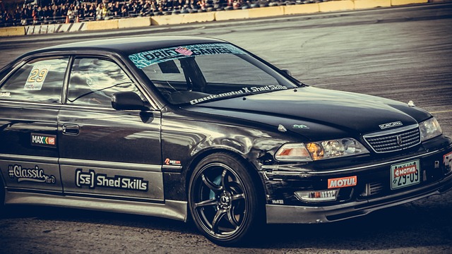 在他的帮助 在他的帮助