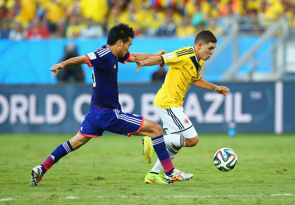 肩负着重要 肩负着重要