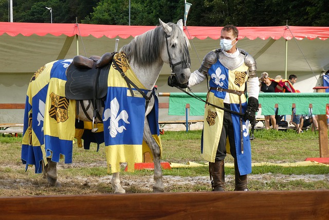 一直受到关 一直受到关